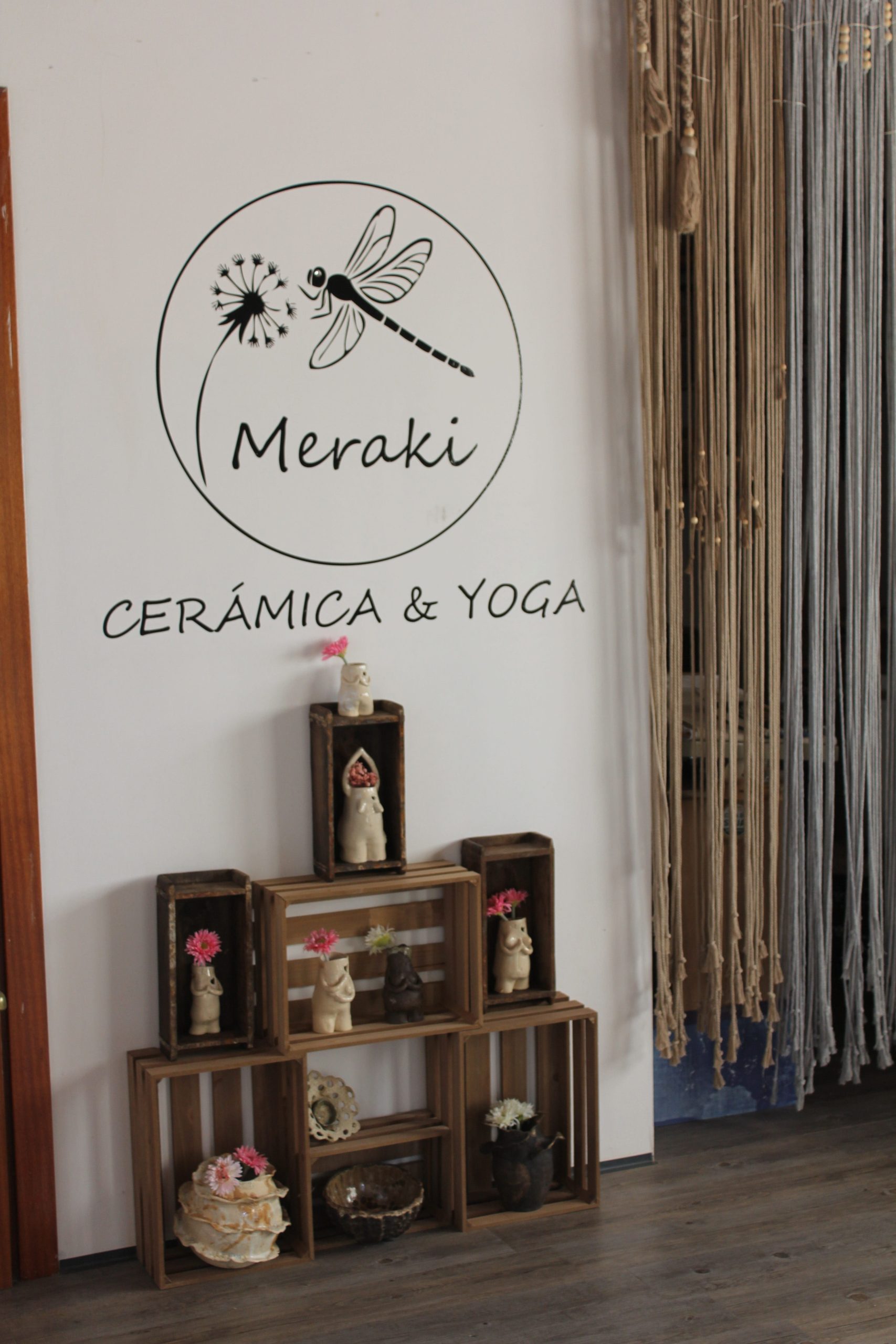 Shala Meraki, el taller de cerámica en Tuyo, Álava